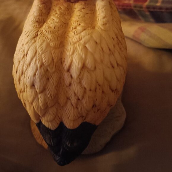 Vintage Loftin China. Hand Painted Pelican Figurine. - Picture 3 of 5